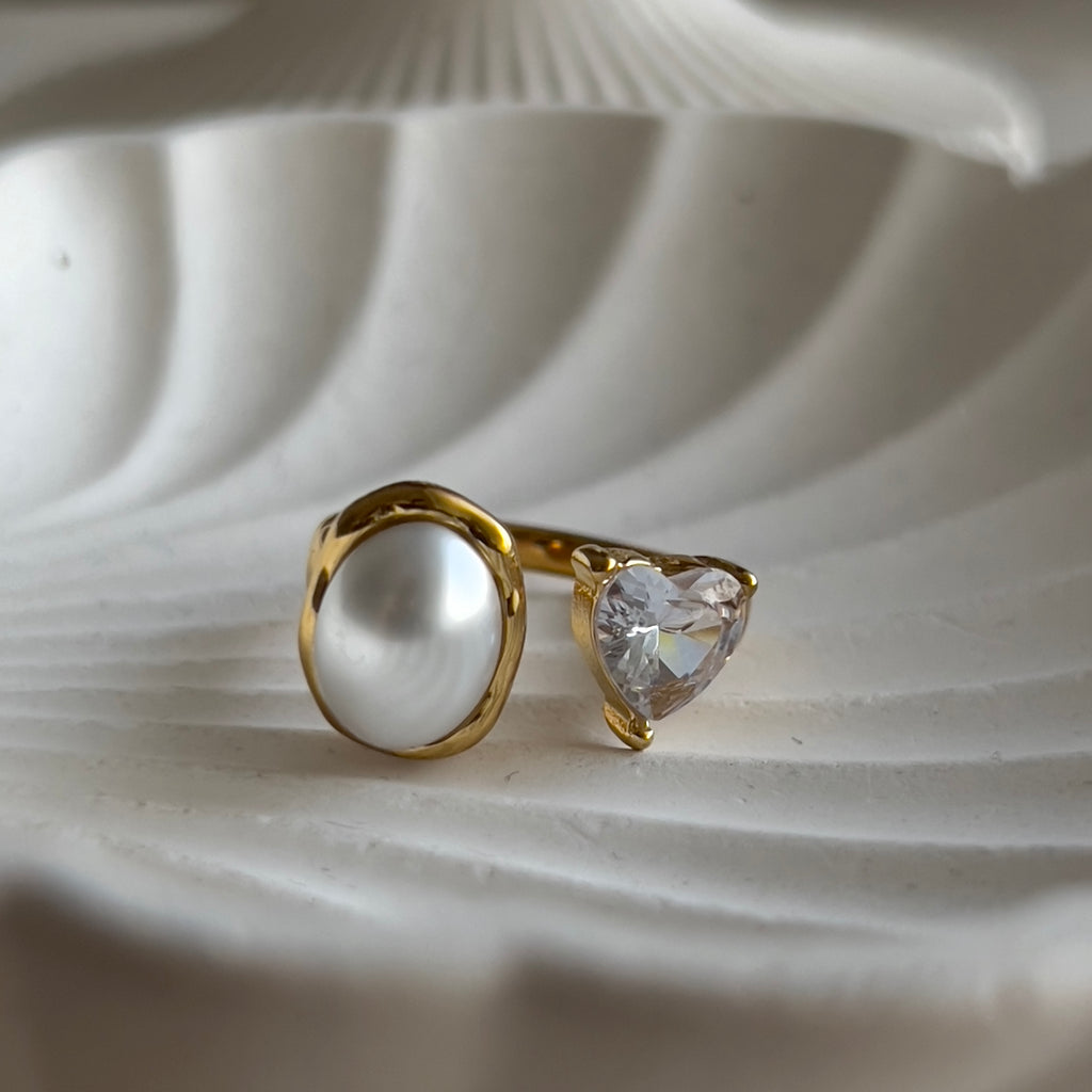 Sybil Pearl Ring
