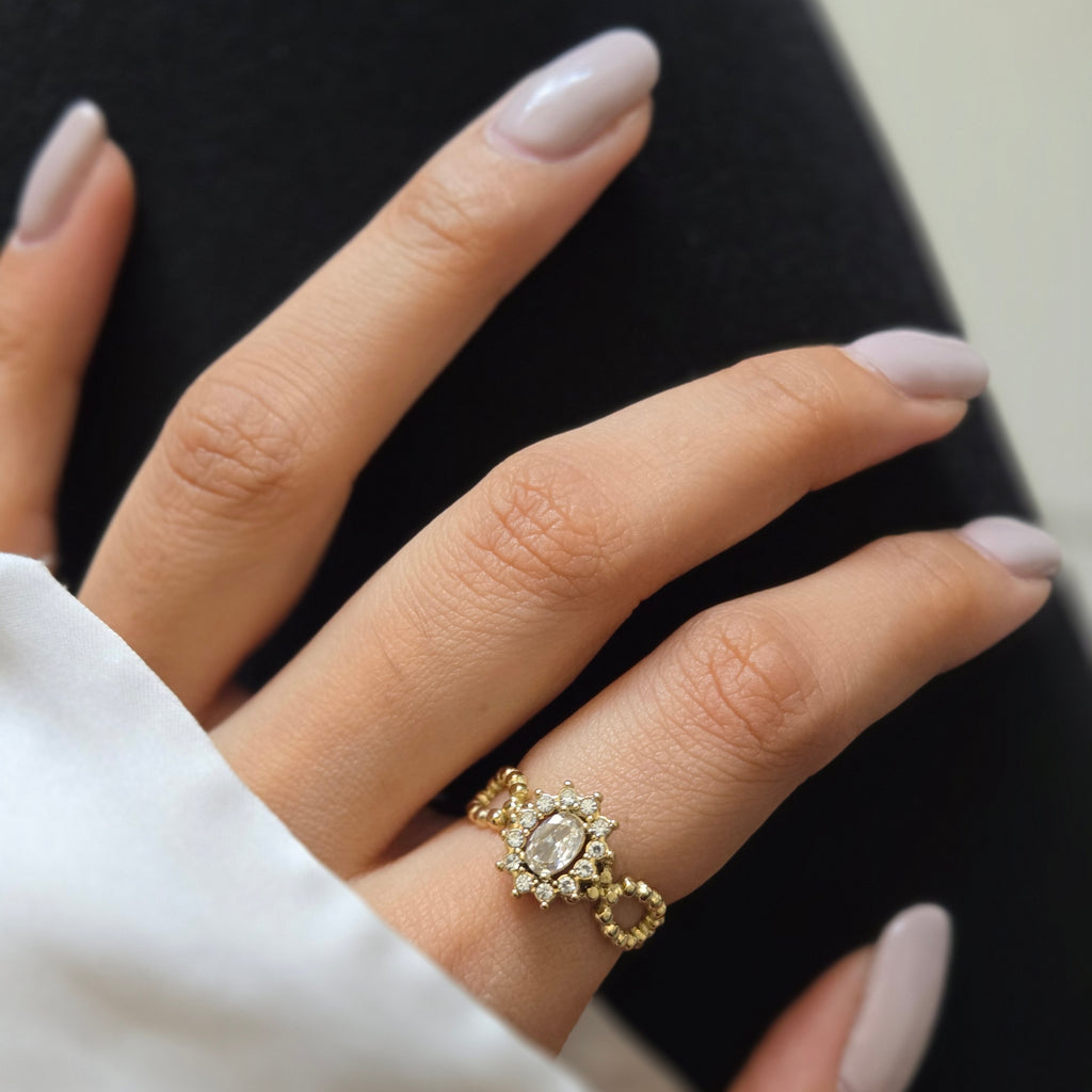 Belladonna Ring (adjustable)