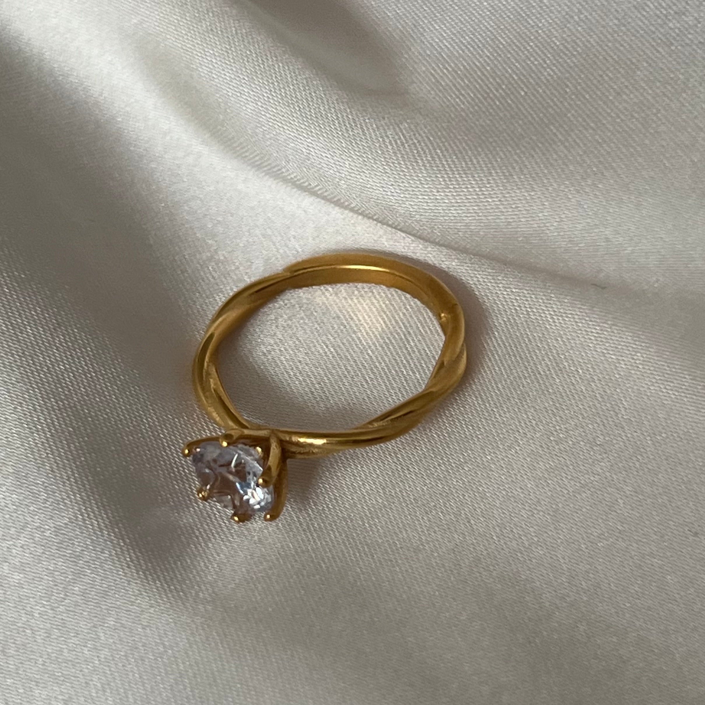 Twisted Solitaire Ring