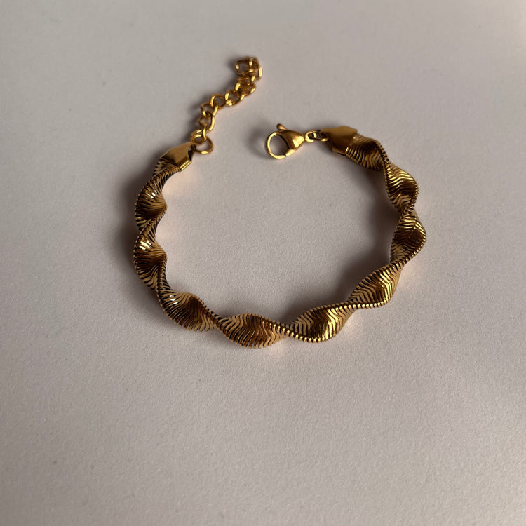 Twisted Herringbone Bracelet