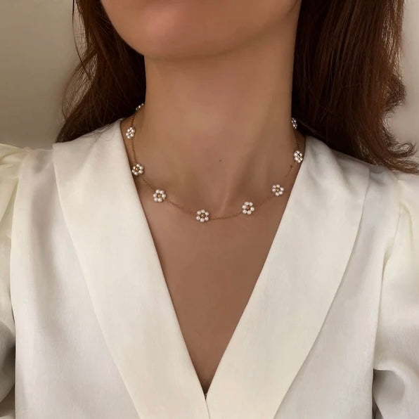 Daisy Necklace
