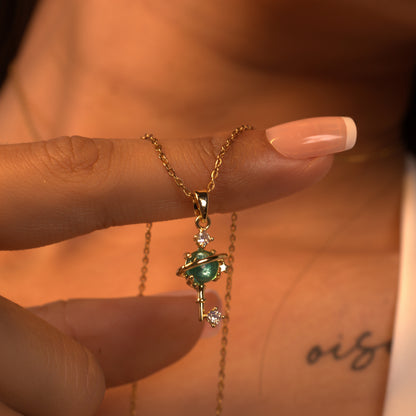 Junique Necklace