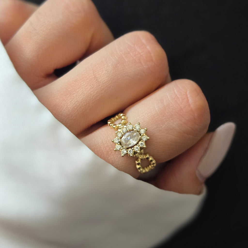 Belladonna Ring (adjustable)