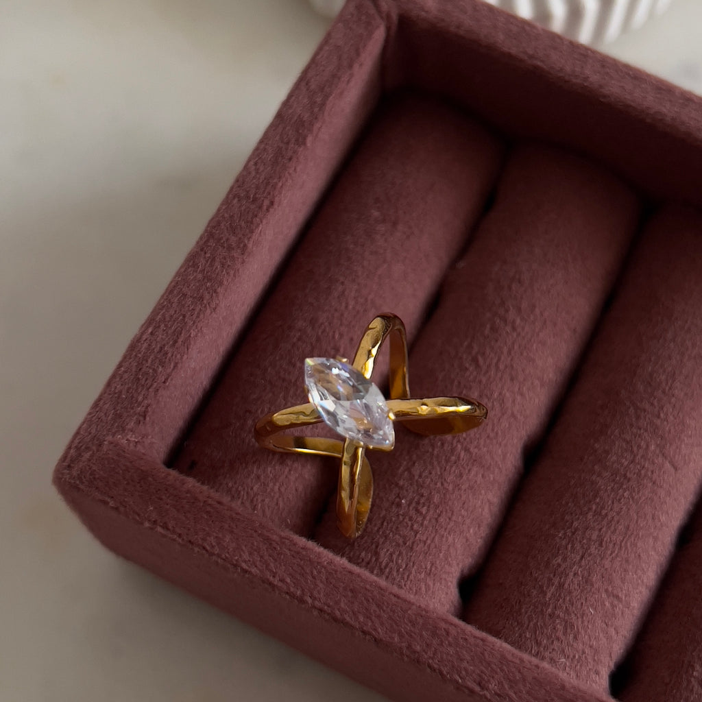 Agathe Ring (adjustable)