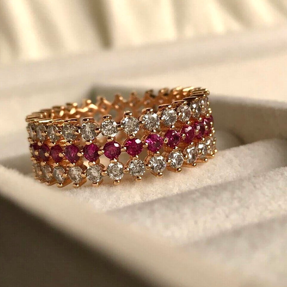 Madonna Ring