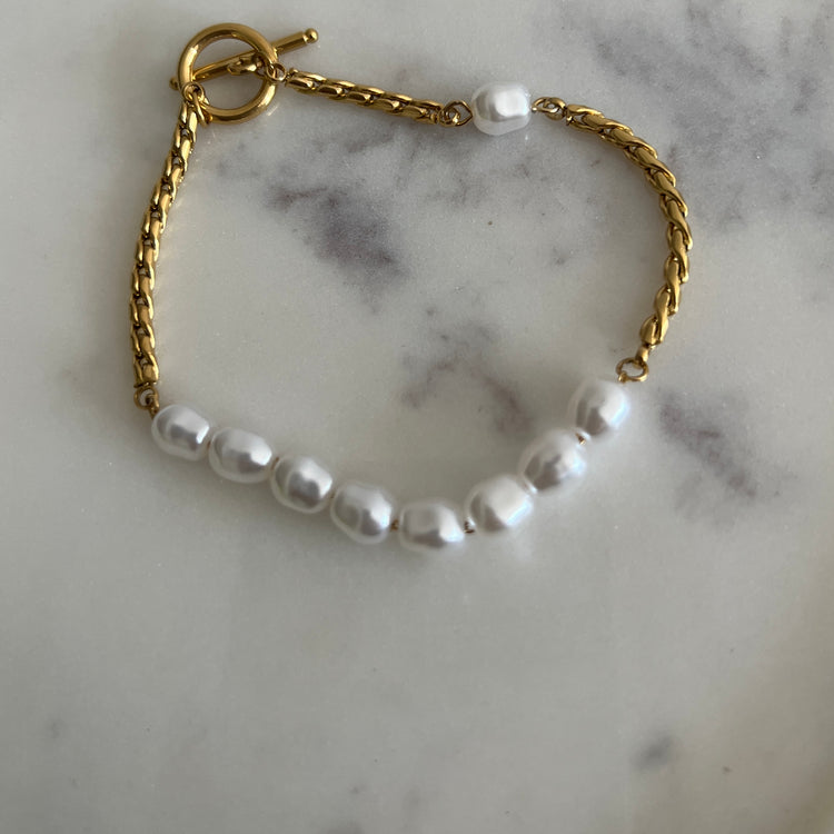 Callum Pearl Bracelet