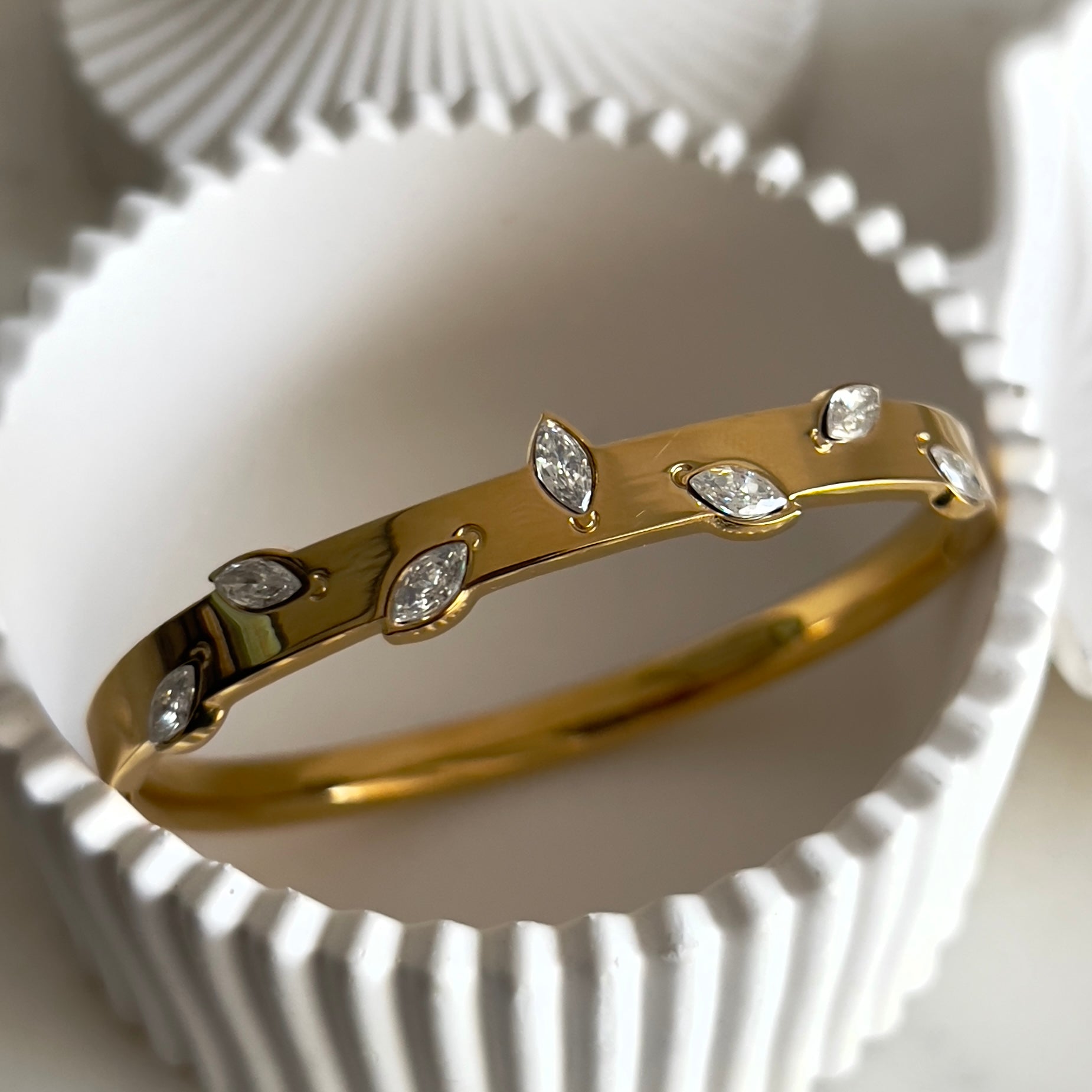 Maruka Marquise Band