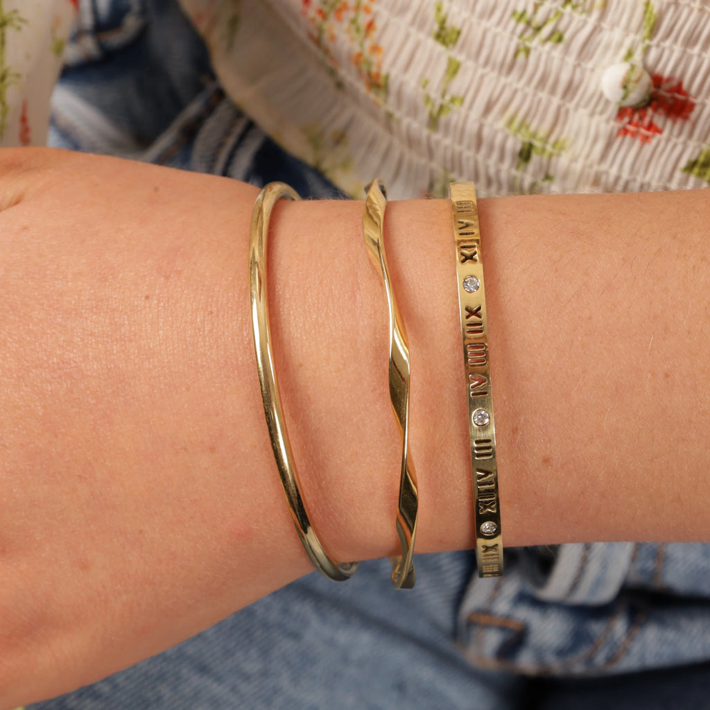 Twisted Fine Bangle (set of 2)