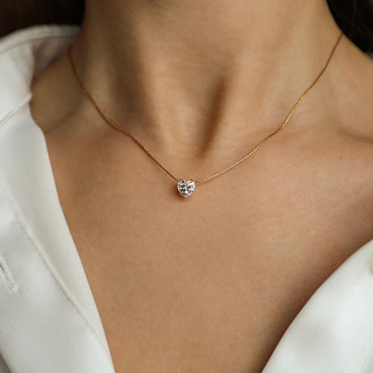 Heart-Solitaire necklace