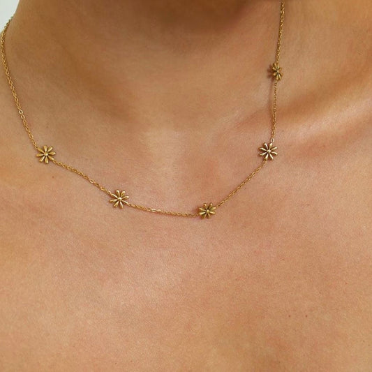 Winnifred Necklace