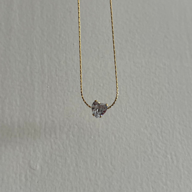 Heart-Solitaire necklace