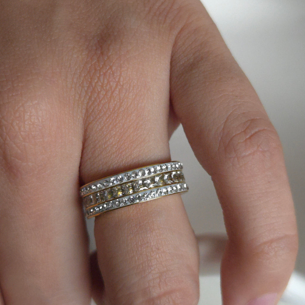 Magnum Rhinestone Ring