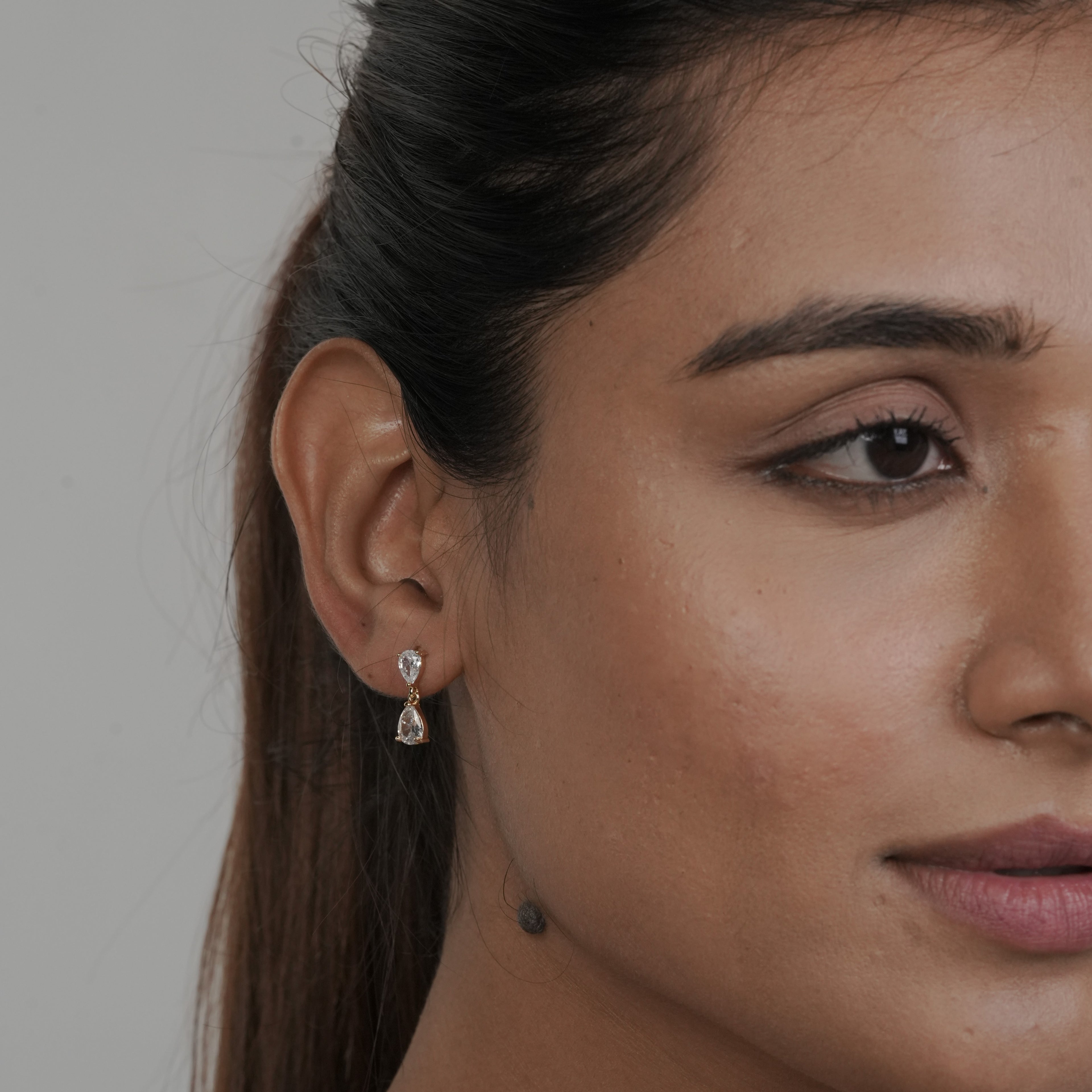 Rhenar Crystal Earrings