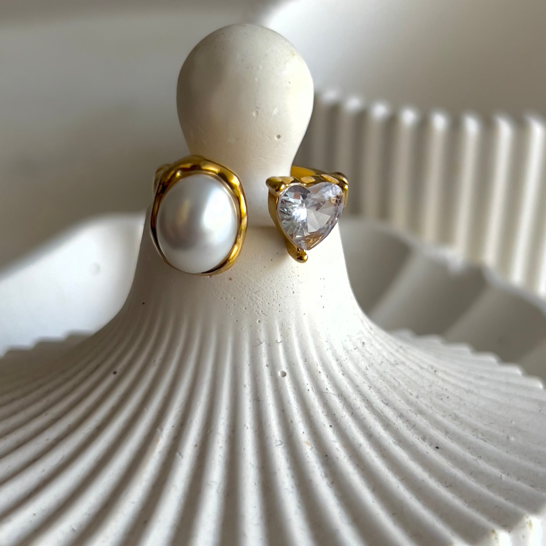 Sybil Pearl Ring