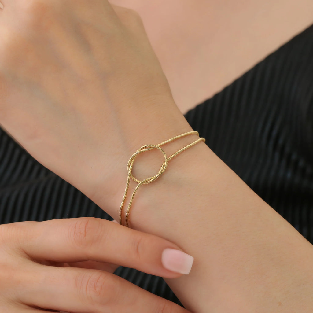 Knot-String Bracelet
