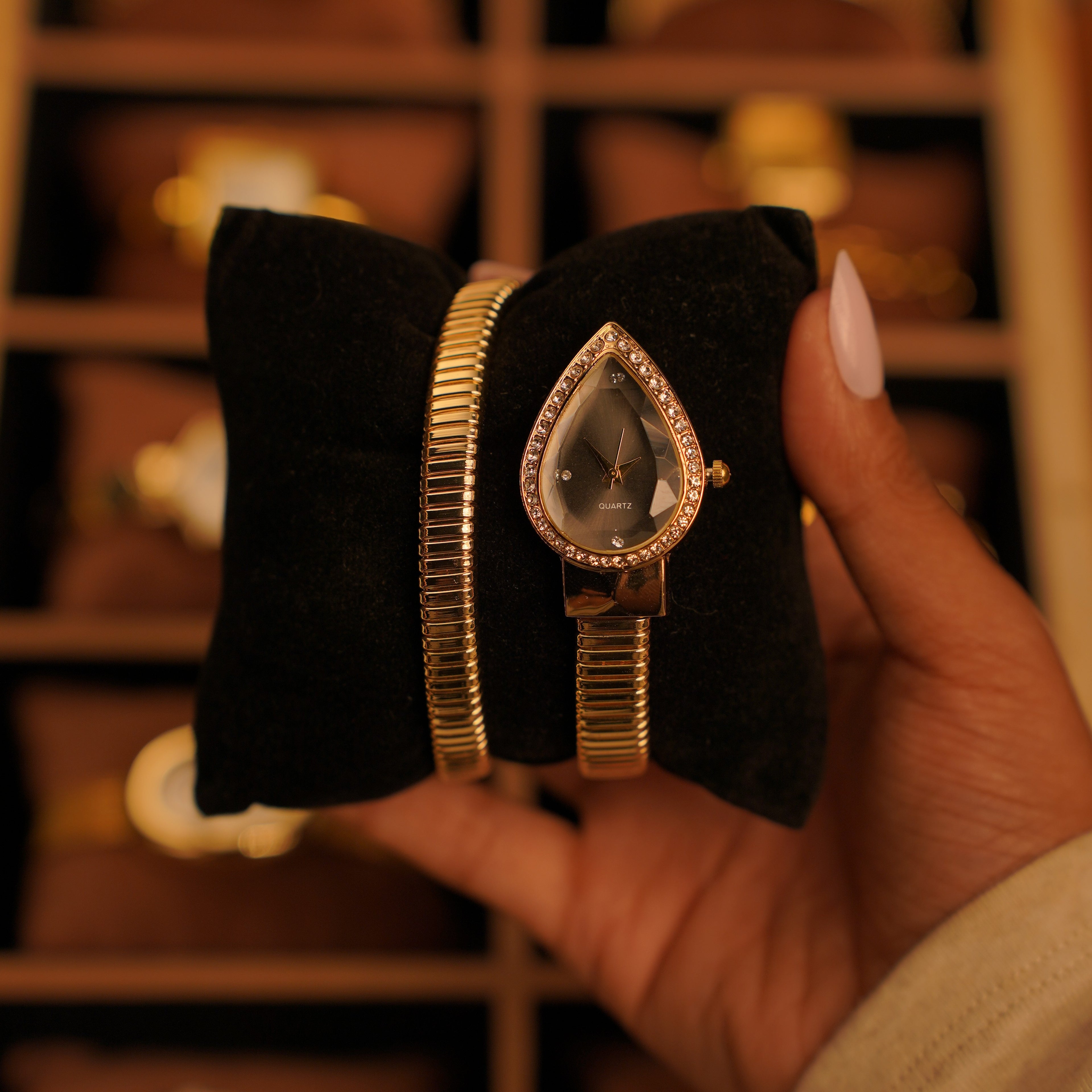 Willa Luxe Watch