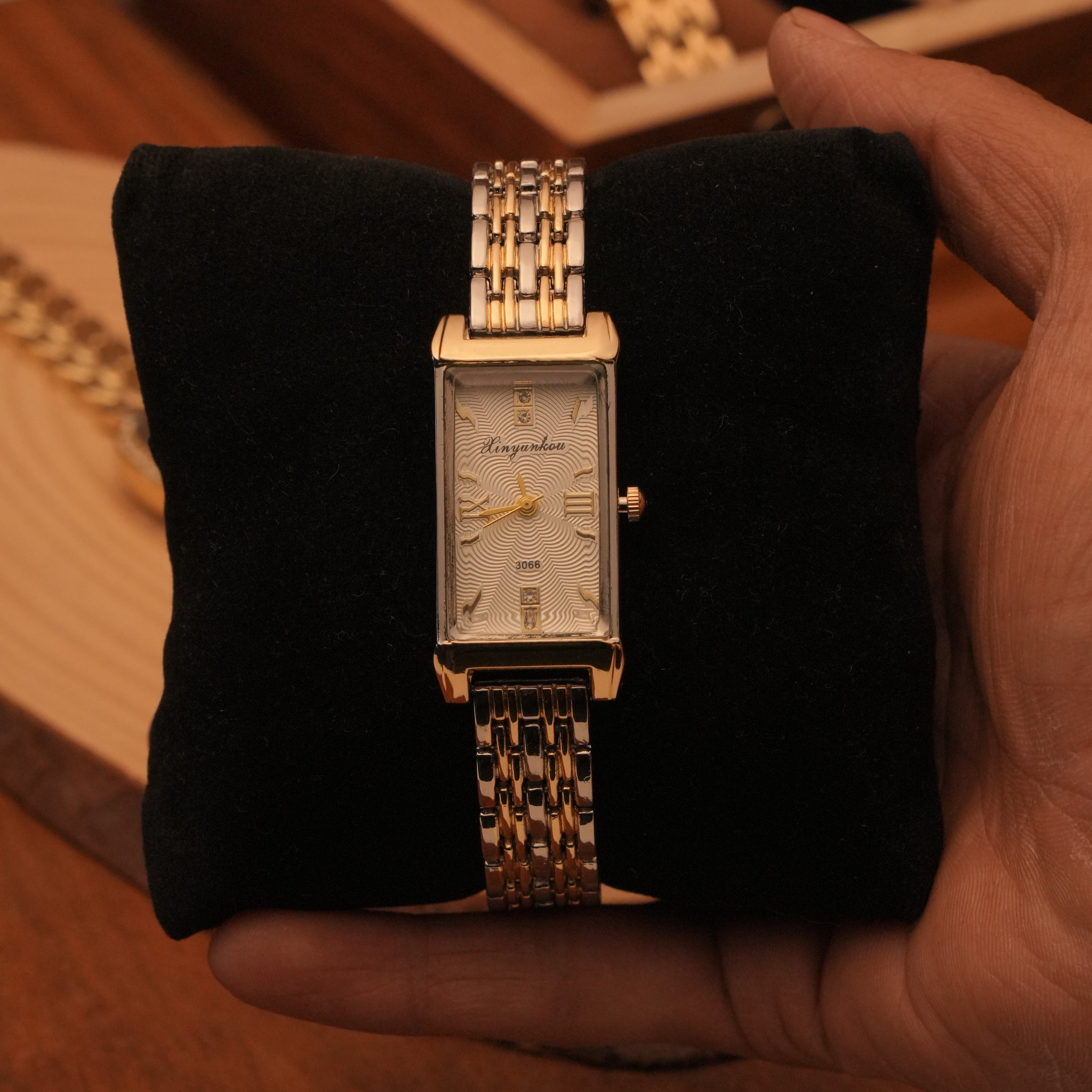 Enid Vintage Mix-Metal Watch