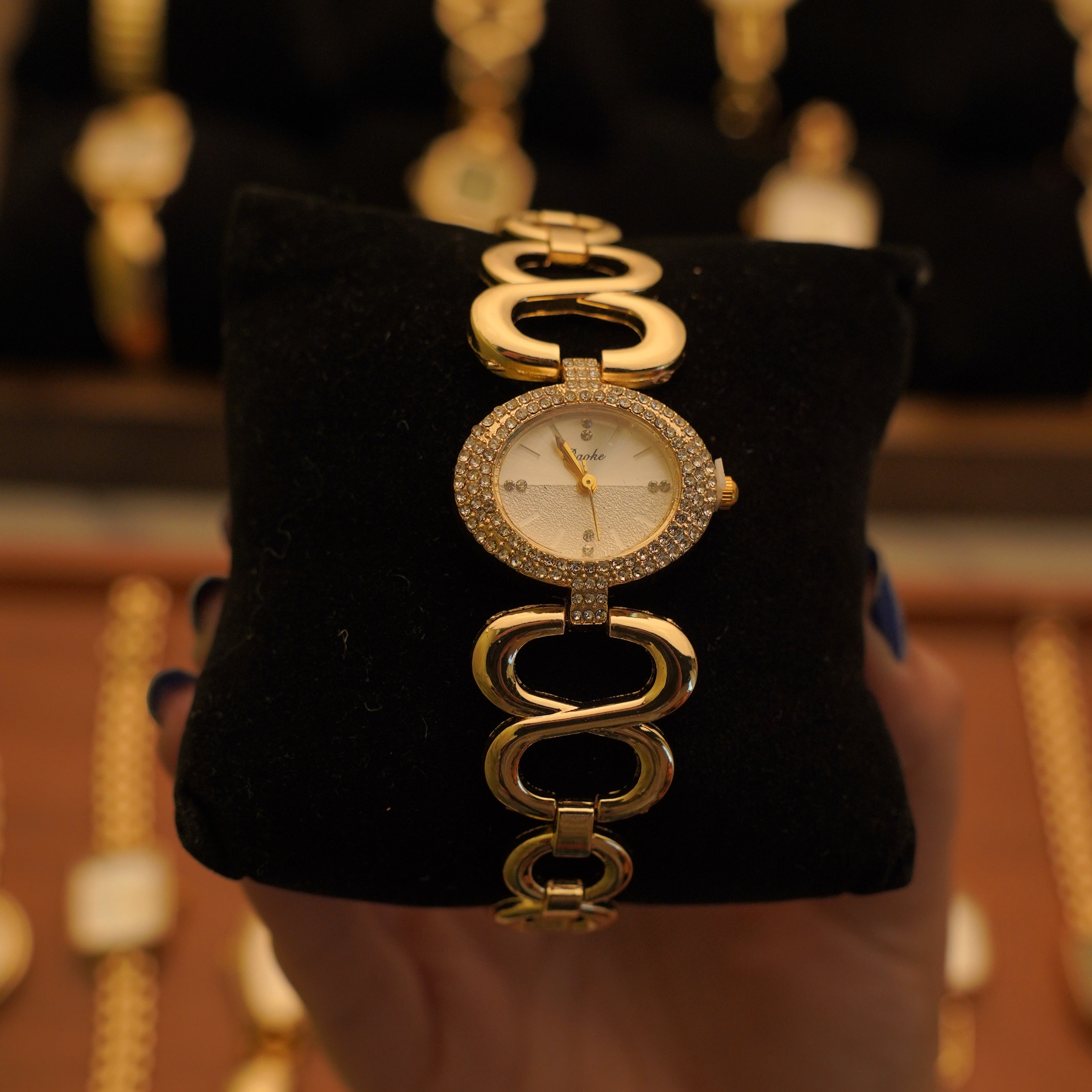 Lorcan Vintage Luxe Watch