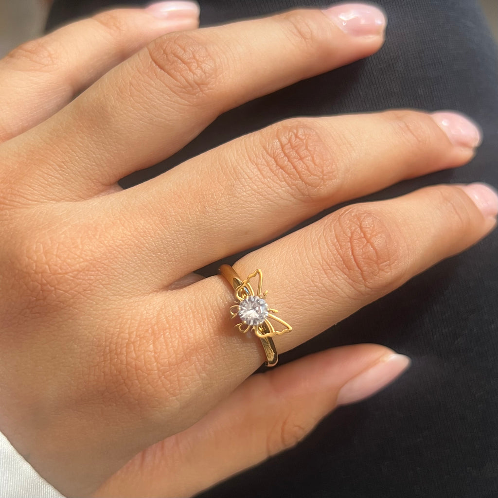 Paprica Solitaire Ring