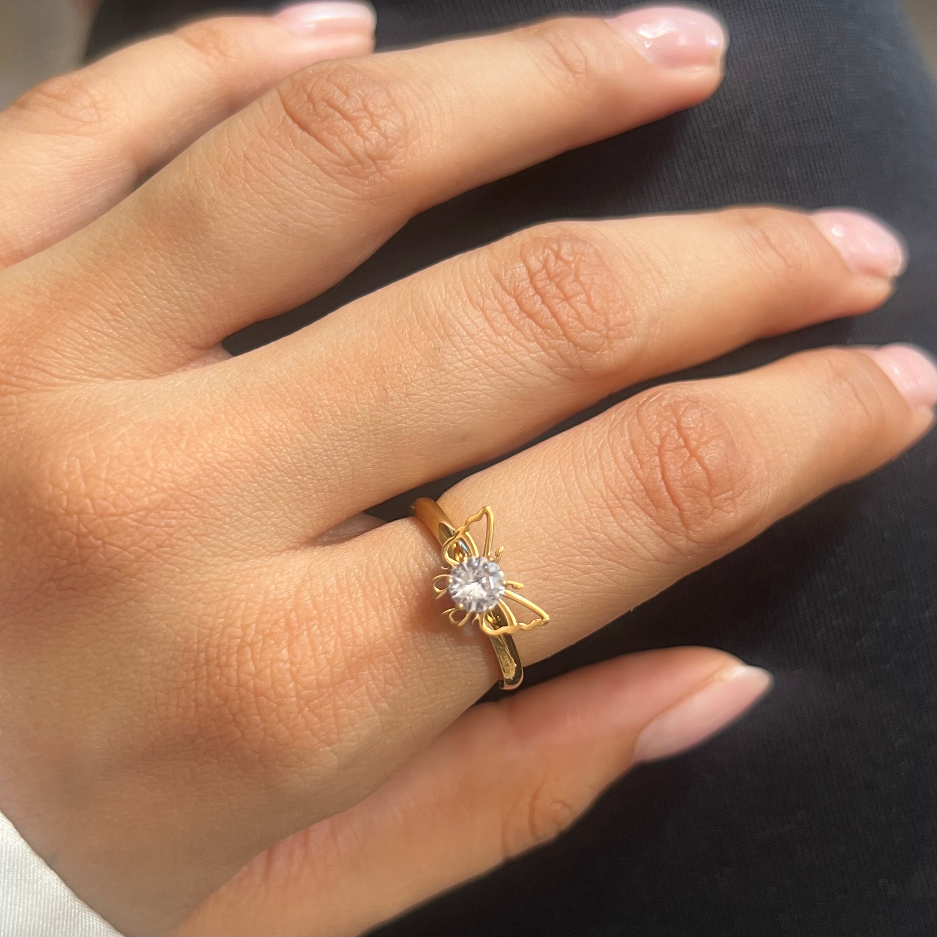 Paprica Solitaire Ring