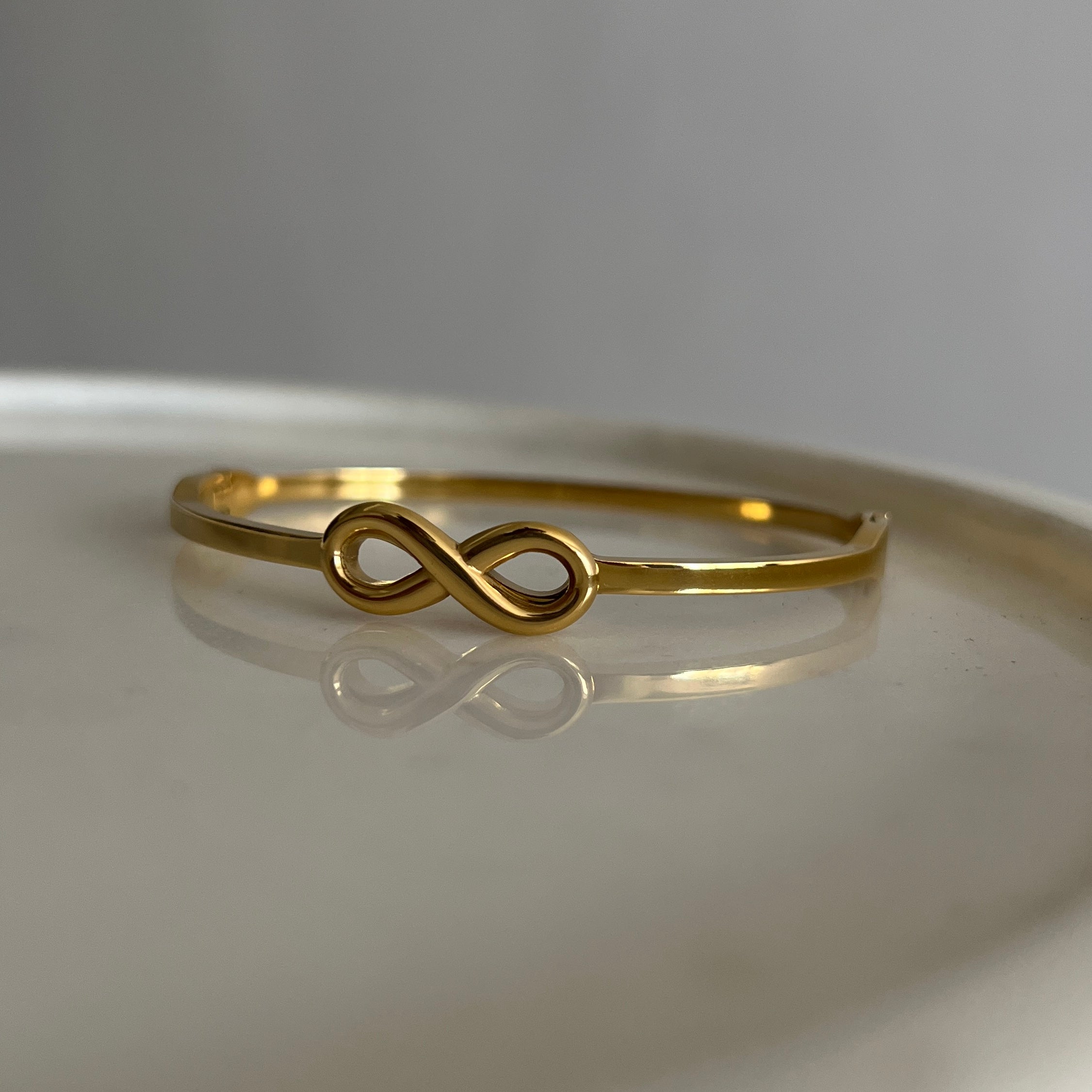 Infinity Band