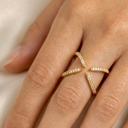 Claw Ring (Adjustable)