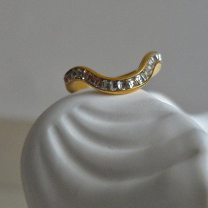 Raven Ring