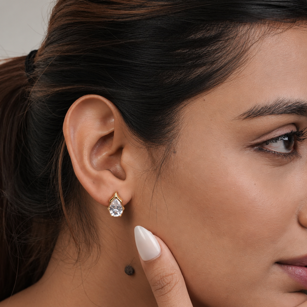 Zaurika Crystal Stud Earrings
