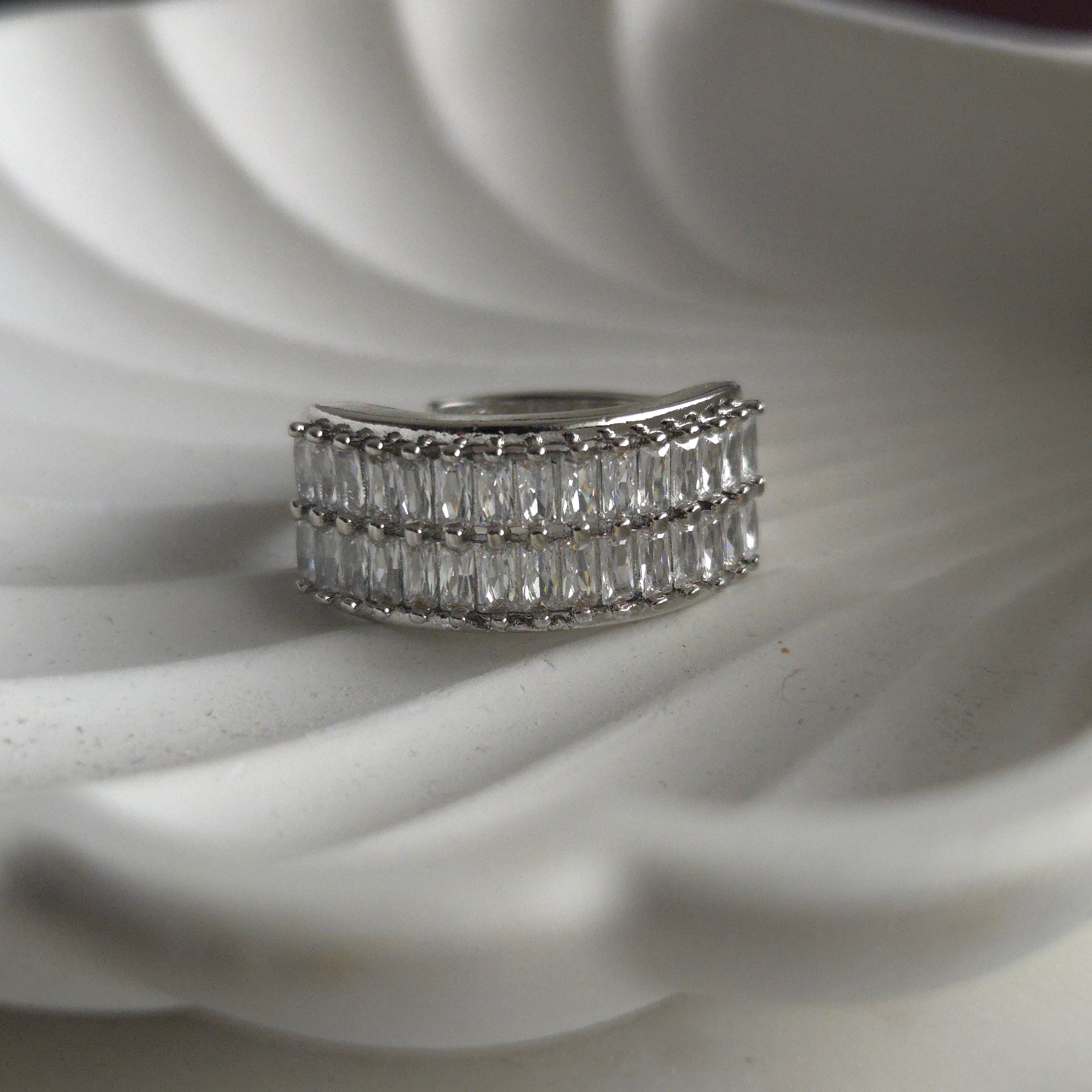 Silver Luxe Baguette Ring (Adjustable)