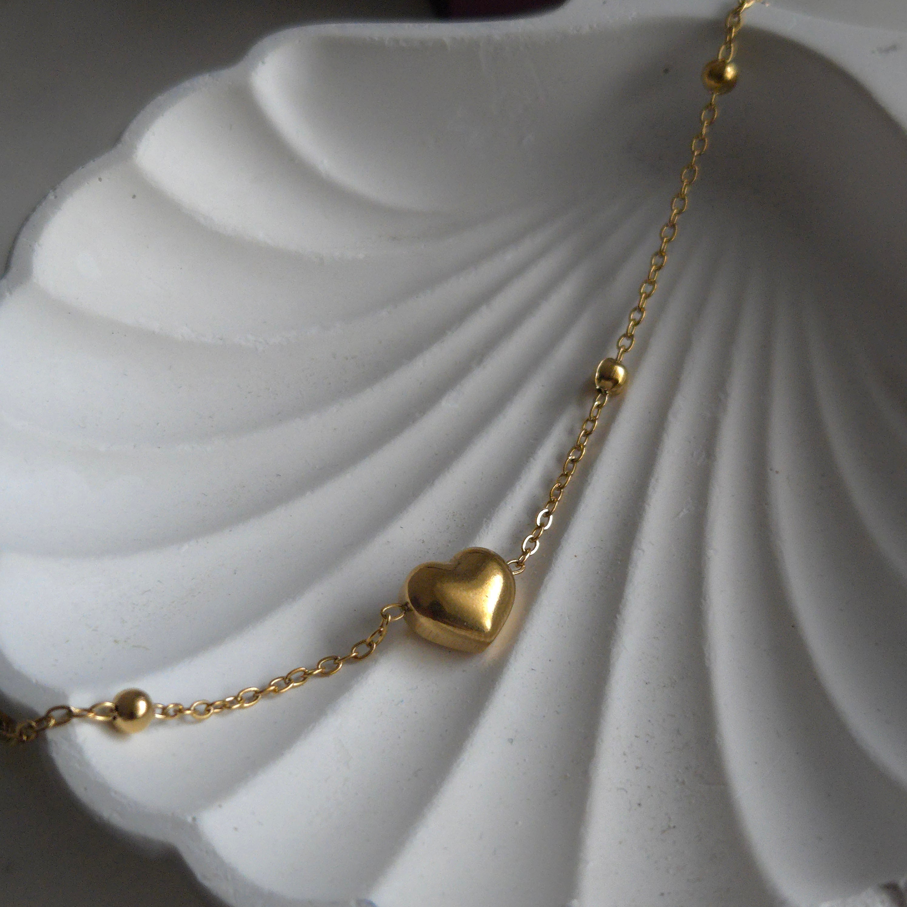 Minimal Beau Bracelet