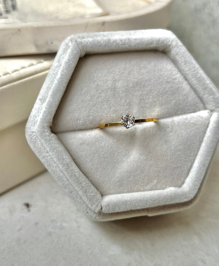 Diamanté Ring